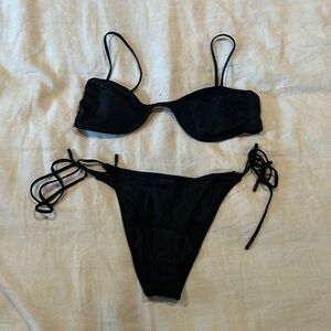 Triangle Este Bikini Set in Black